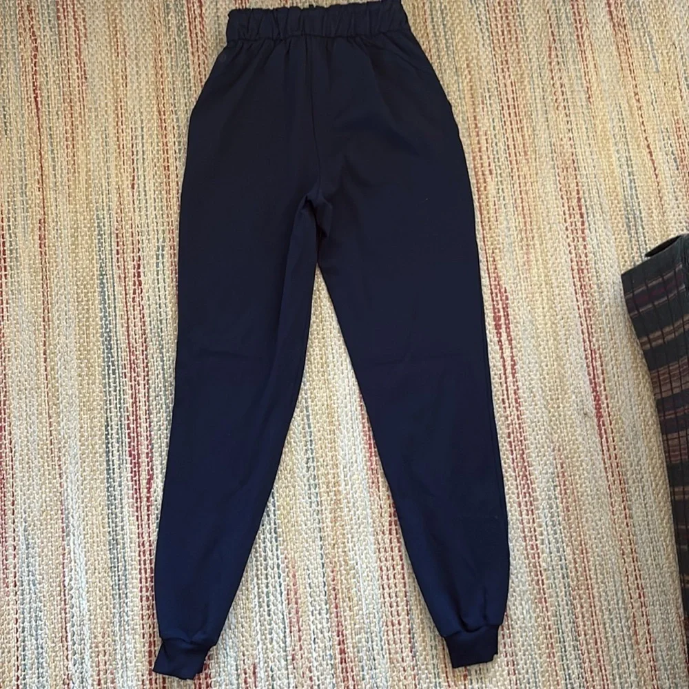 LULULEMON high rise jogger in navy